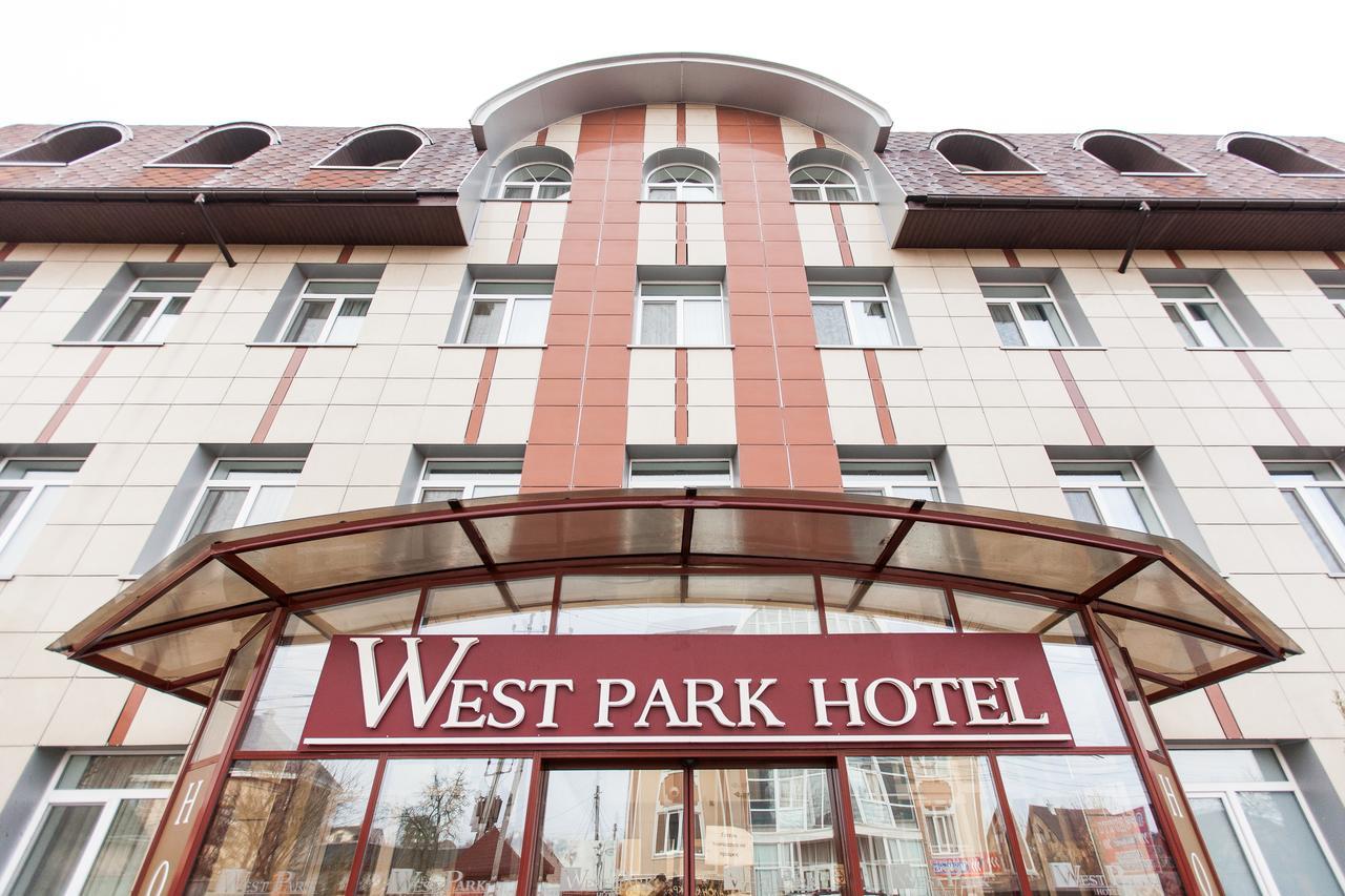West Park Hotel Sofiivska Borshchahivka Exterior foto